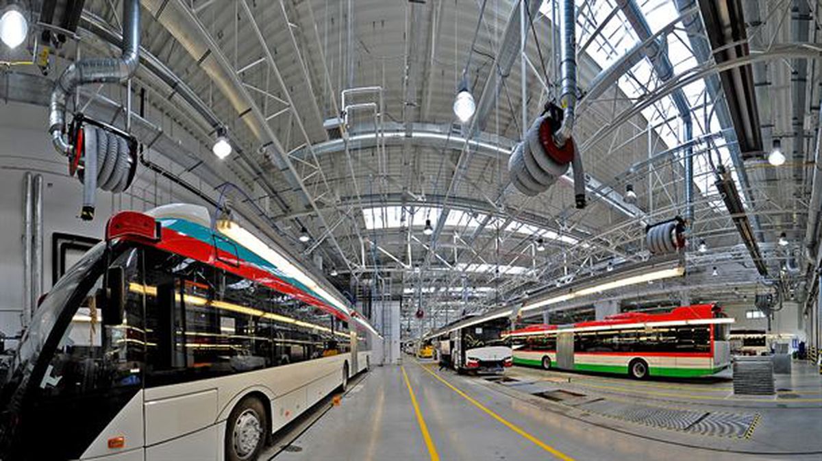 CAF culmina la compra del fabricante de autobuses polaco Solaris. Imagen: CAF