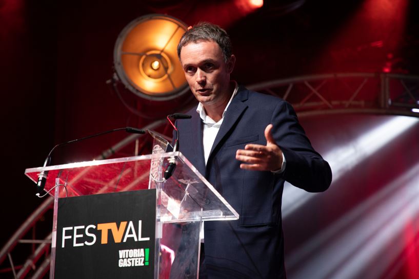 Mikel Ayestaran kazetaria, EiTB Saria jaso aurretik.