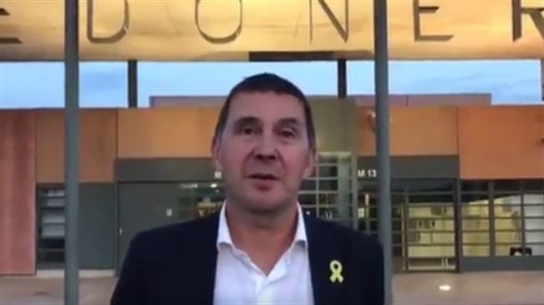 Arnaldo Otegi EH Bilduko buruzagia Lledonerseko (Bartzelona) espetxean. Irudia: EH Bildu