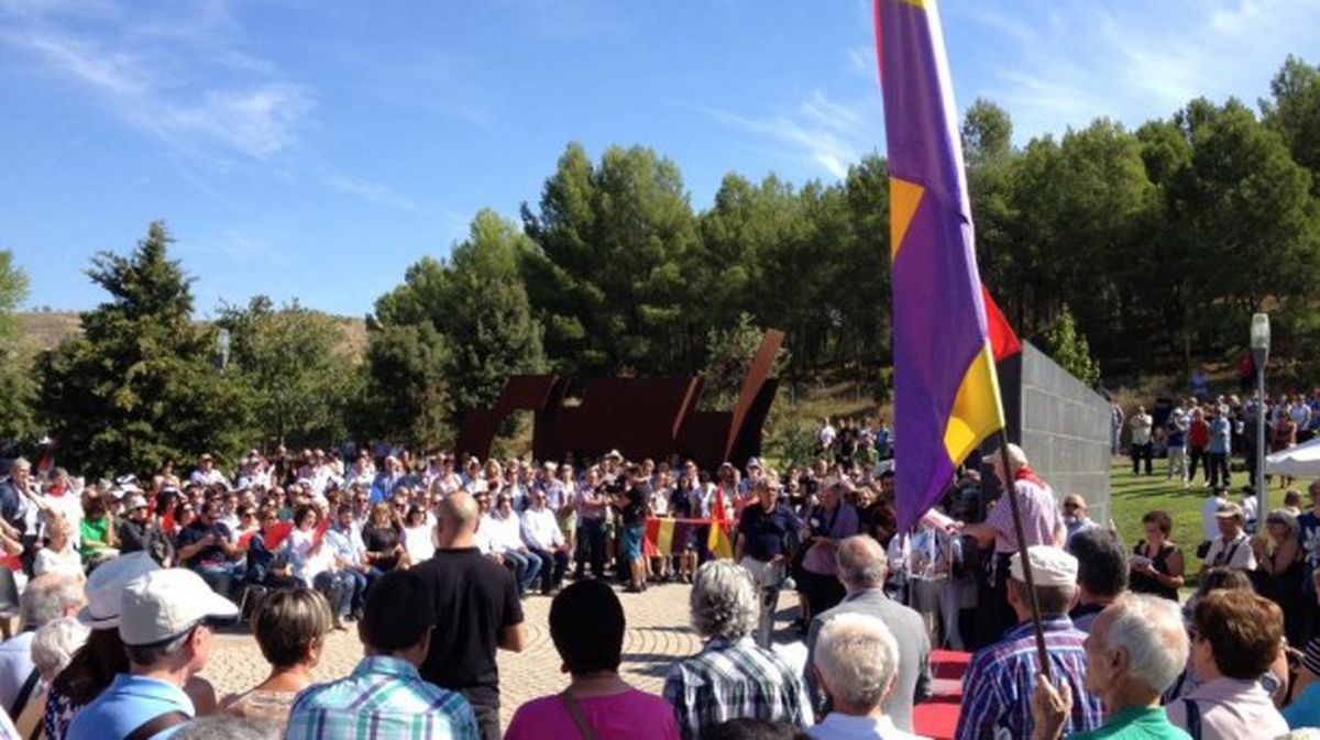 Homenaje a las víctimas del franquismo en Sartaguda. Foto: Euskadi Irratia