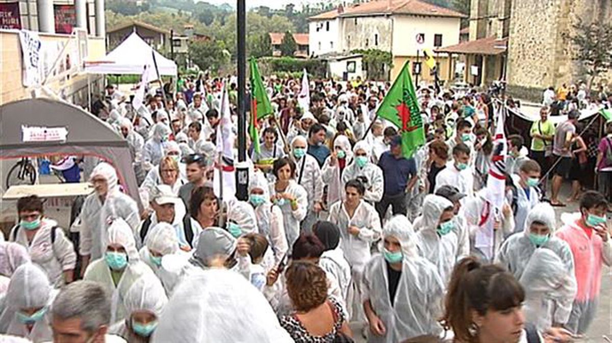 Manifestación contra la incineradora de Zubieta. Foto: EiTB