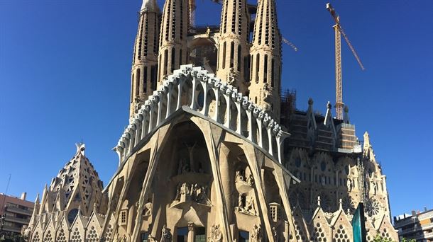 La Sagrada Familia no tiene licencia de obras. Invitada: Blanca Lleó