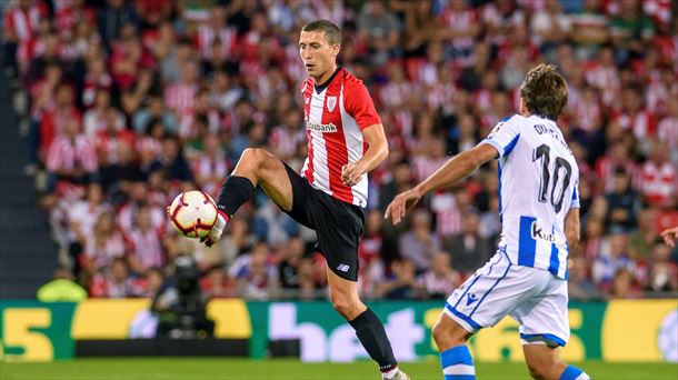 Óscar de Marcos es baja para el partido frente a la Real Sociedad. Foto: EFE