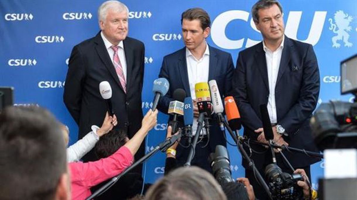 El ministro del Interior alemán, Horst Seehofer, a la izquierda de la imagen. Foto: EFE