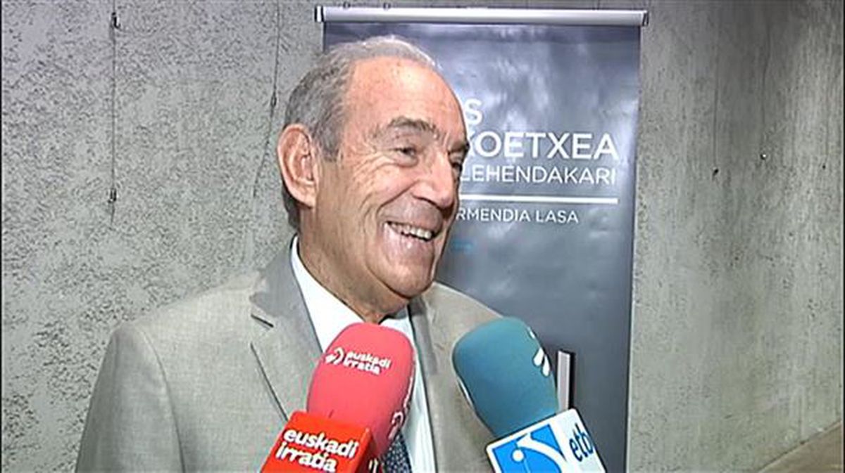 Carlos Garaikoetxea