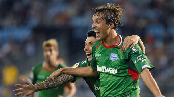 Tomás Pina celebrando el gol frente al Celta. Foto: EFE