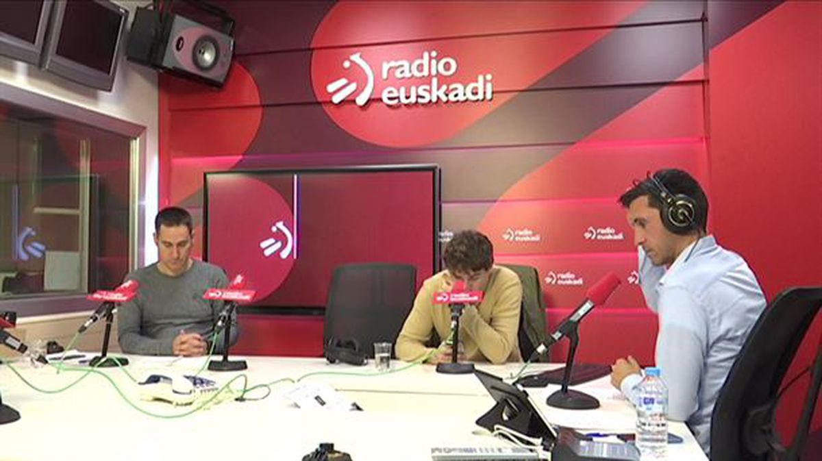 Politikariak gaur goizean, Radio Euskadiko Parlamento en las Ondas saioan.