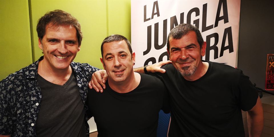 El Trío feliz tras finalizar su trabajo