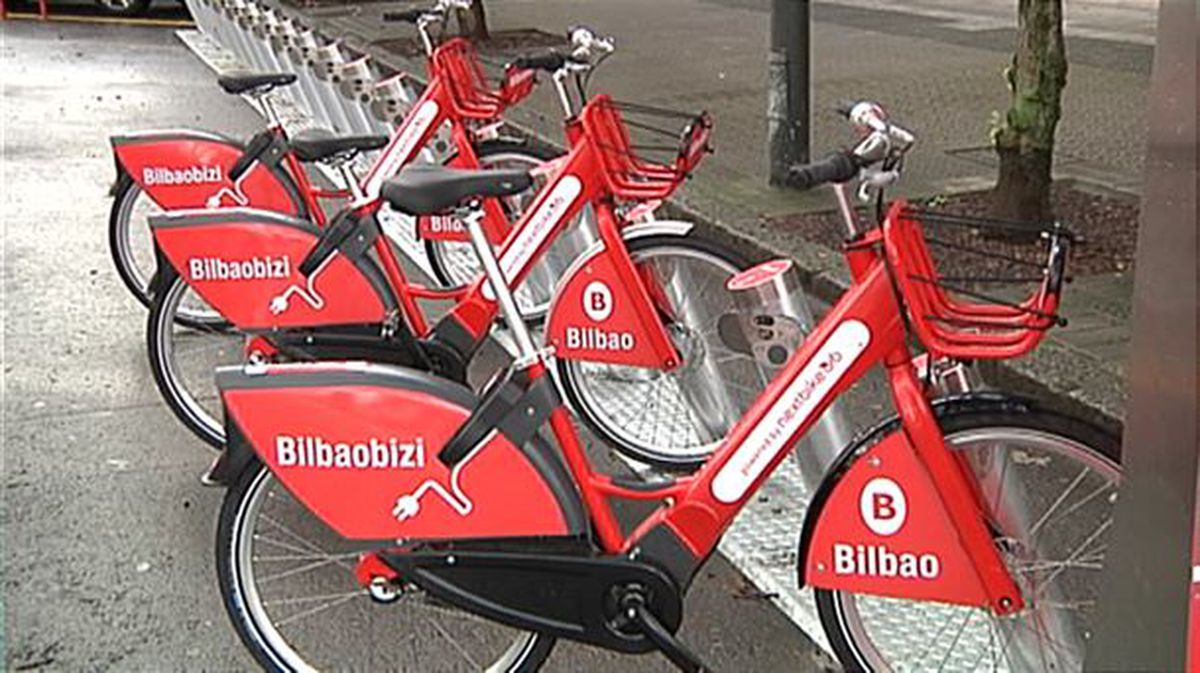 Servicio de préstamo de bicicletas de Bilbao. Foto de archivo: EiTB
