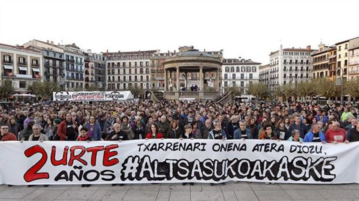 Manifestación en Pamplona en solidaridad con los jóvenes de Alsasua. Foto de archivo: EFE