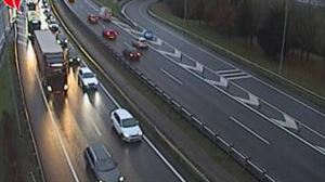 Un herido y largas retenciones en un accidente entre 3 vehículos registrado en Lezama