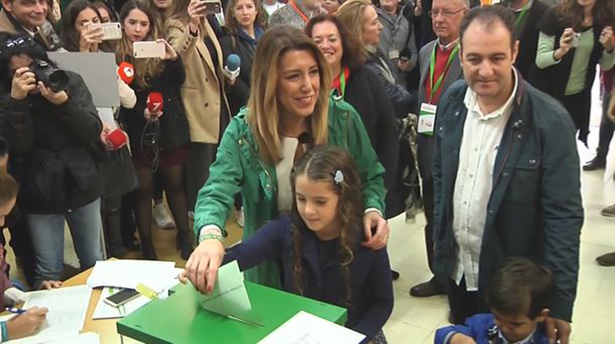 La candidata socialista Susana Díaz parte como favorita / EFE.