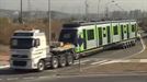 Así llegó el primer convoy del tranvía a Gasteiz en septiembre de 2008