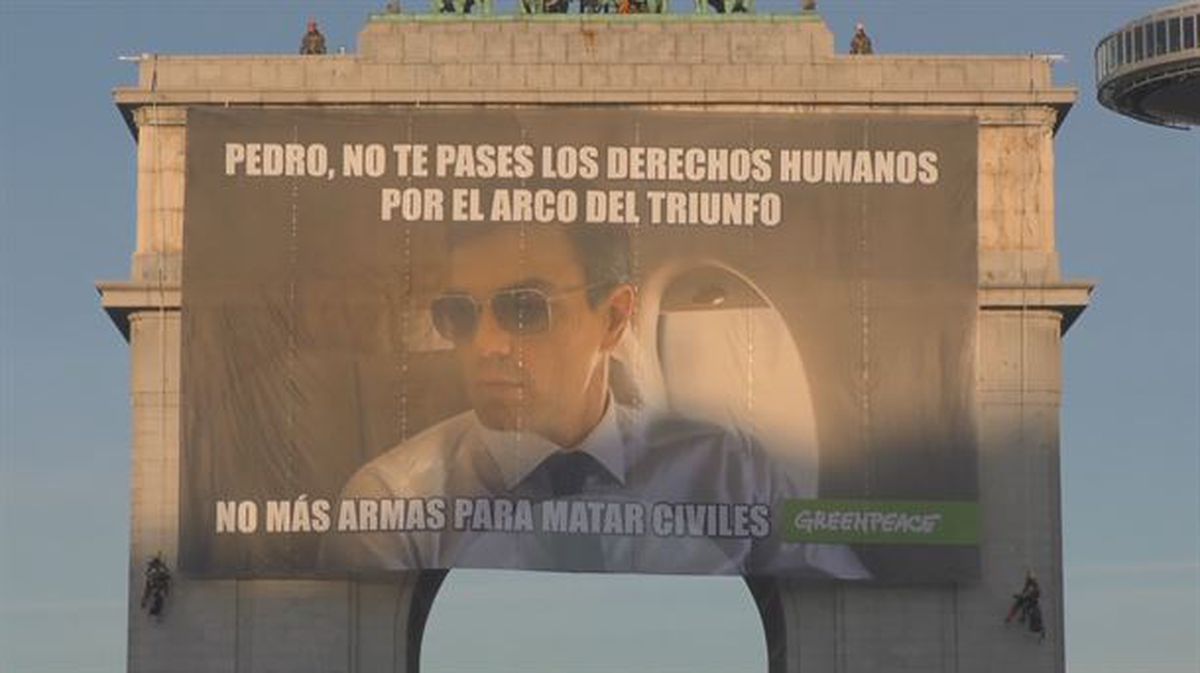 Meme de Pedro Sanchez colgado por Greenpeace