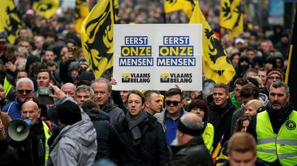 Alrededor de 5.500 personas marchan en Bruselas contra el Pacto Mundial sobre Migración. Foto: EFE