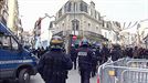 Protestas en Biarritz ante la reunión para preparar el G7