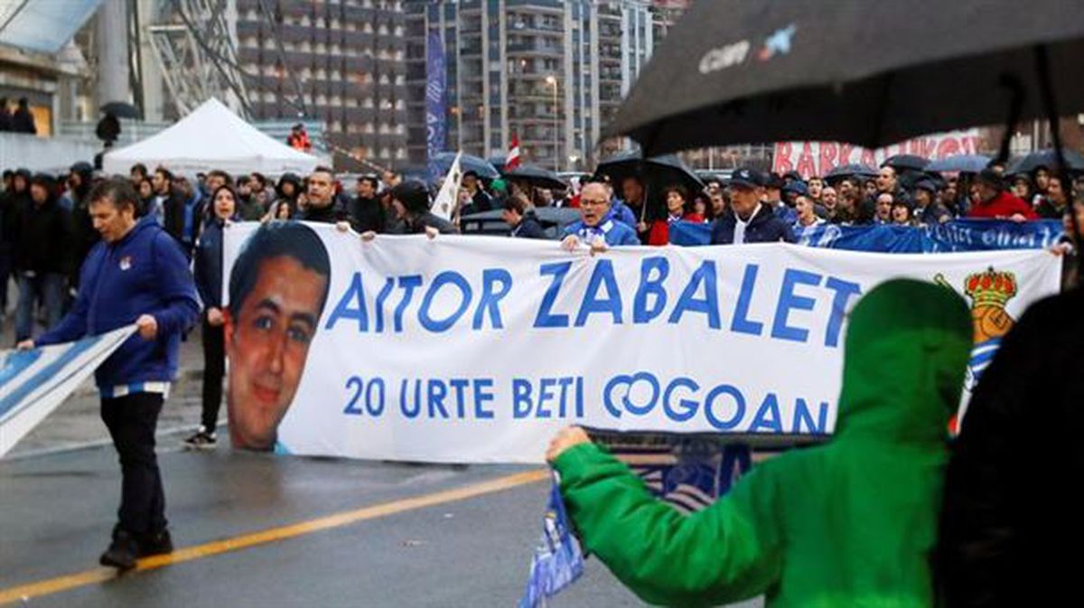 Manifestación en recuerdo de Aitor Zabaleta