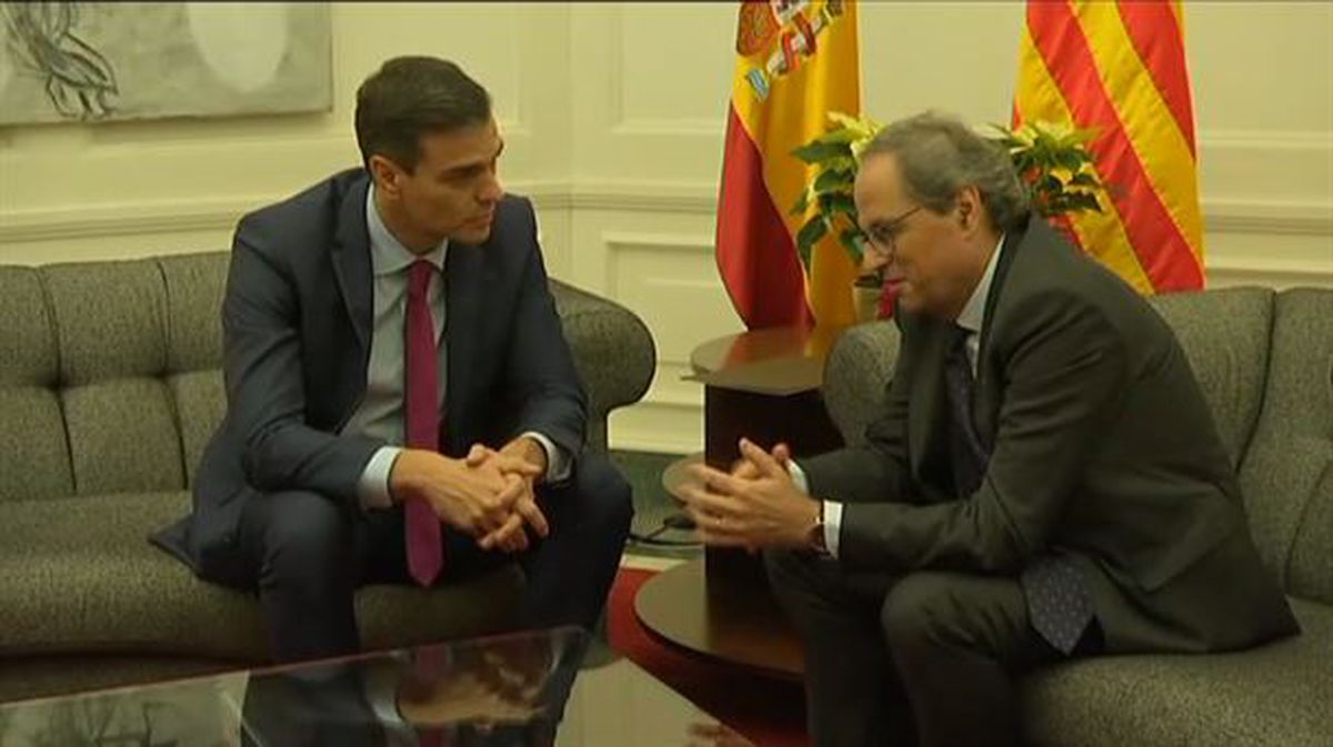 Pedro Sanchez Espainiako gobernuburua eta Quim Torra Generalitateko presidentea. Irudia: EiTB