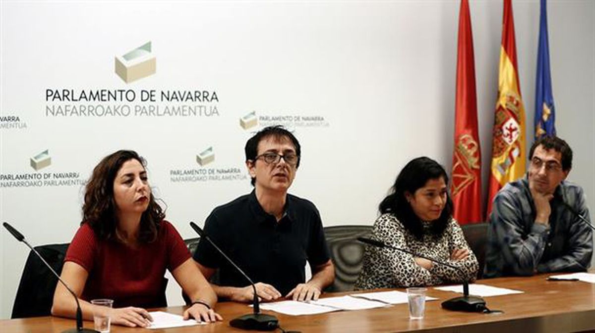 Los miembros de Orain Bai Laura Perez, Carlos Couso, Fanny Carrillo y Ruben Velasco.