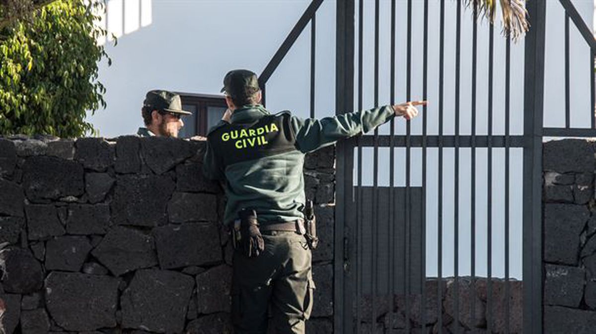 Guardia Zibileko agenteak, Lanzaroten. Argazkia: EFE