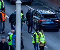 Incidentes en las protestas de los taxistas de Barcelona contra Uber y Cabify