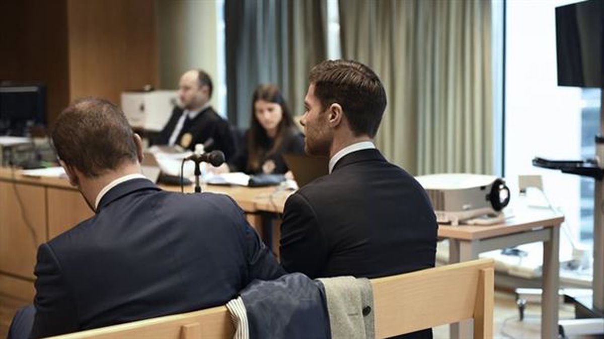 Xabi Alonso durante el juicio