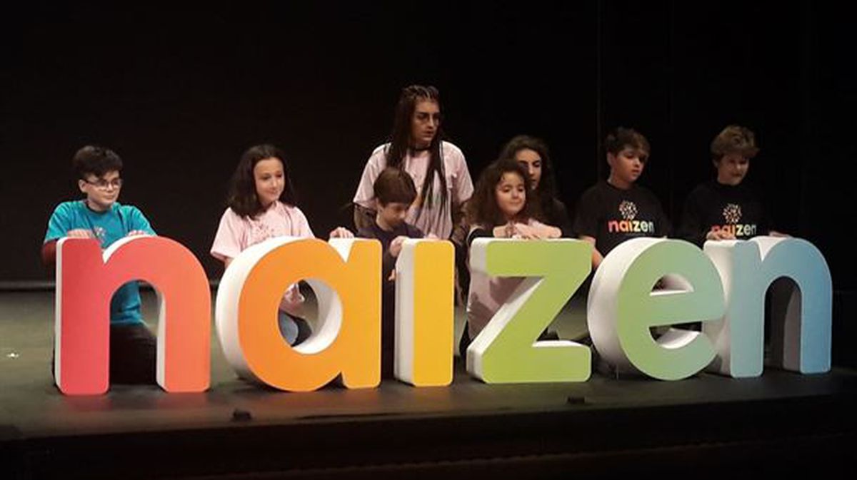 Presentación de Naizen, la nueva asociación de familias de menores transexuales.