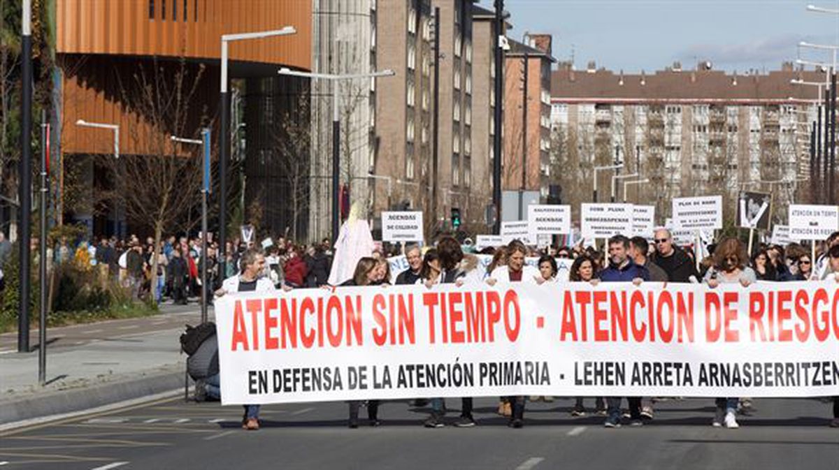 Manifestación de los trabajadores de Atención Primaria en Vitoria-Gasteiz.