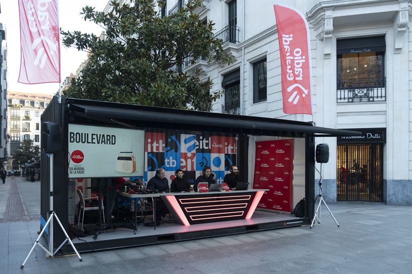 Especial Día de la Radio