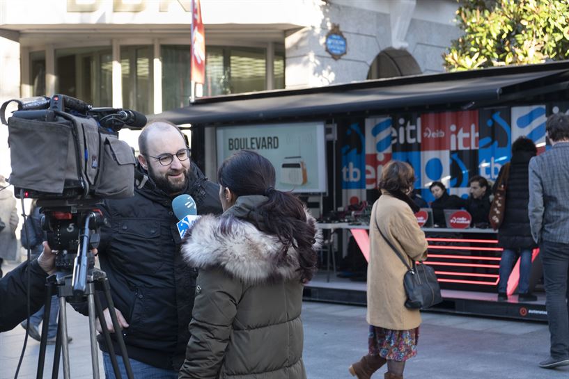 Especial Día de la Radio