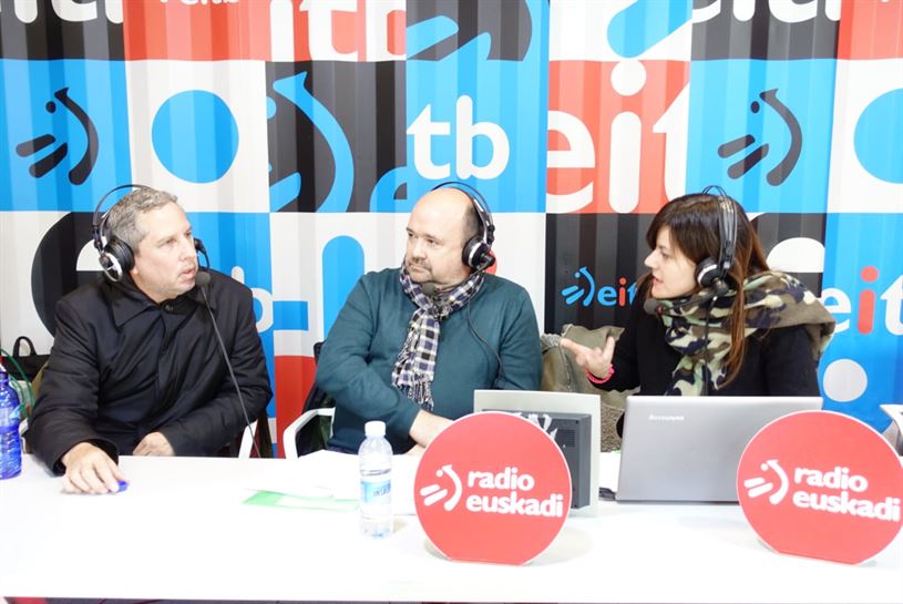 Especial Día de la Radio