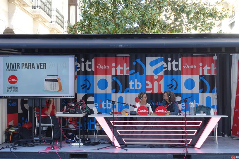 Especial Día de la Radio