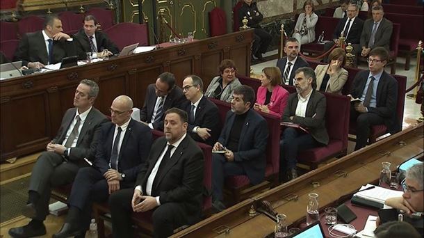 Junqueras, Romeva y Forn, en el banquillo de los acusados del juicio del 'procés'.