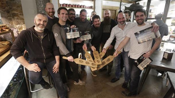 Miniature, Cazuelitas en Ermua y II BBeer en Basquery