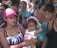 35.000 personas cruzan cada día la frontera entre Venezuela y Colombia