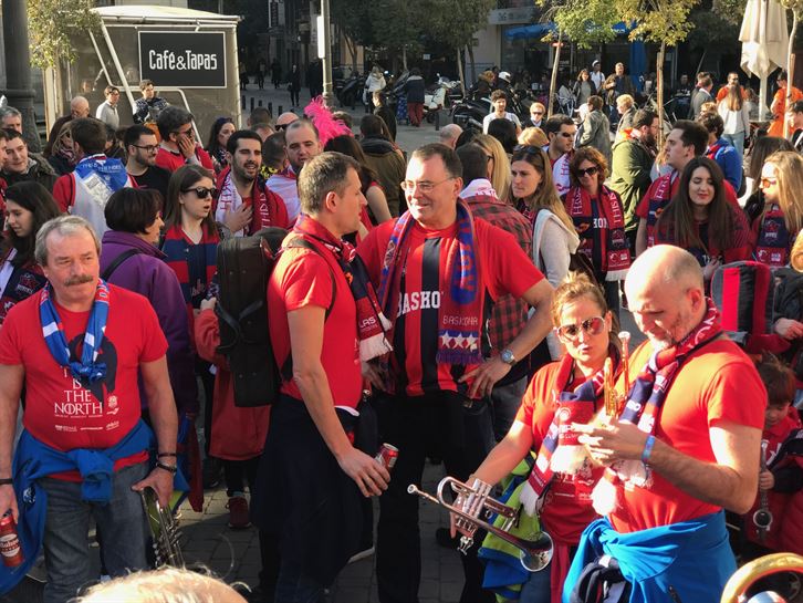 Afición del Baskonia en Madrid