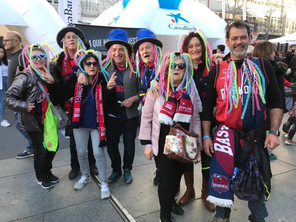 Afición del Baskonia en Madrid