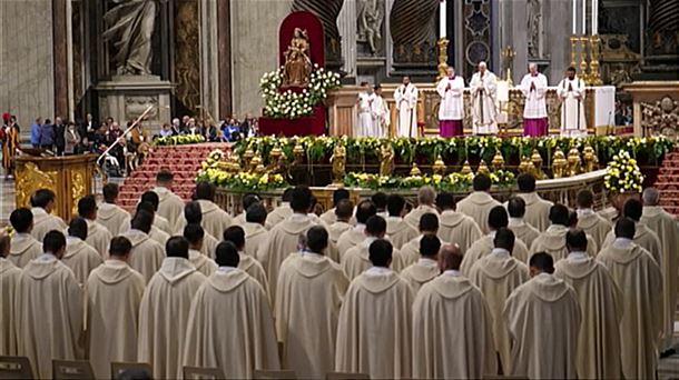 'El artículo sobre abusos a monjas cayó como una bomba en el Vaticano'