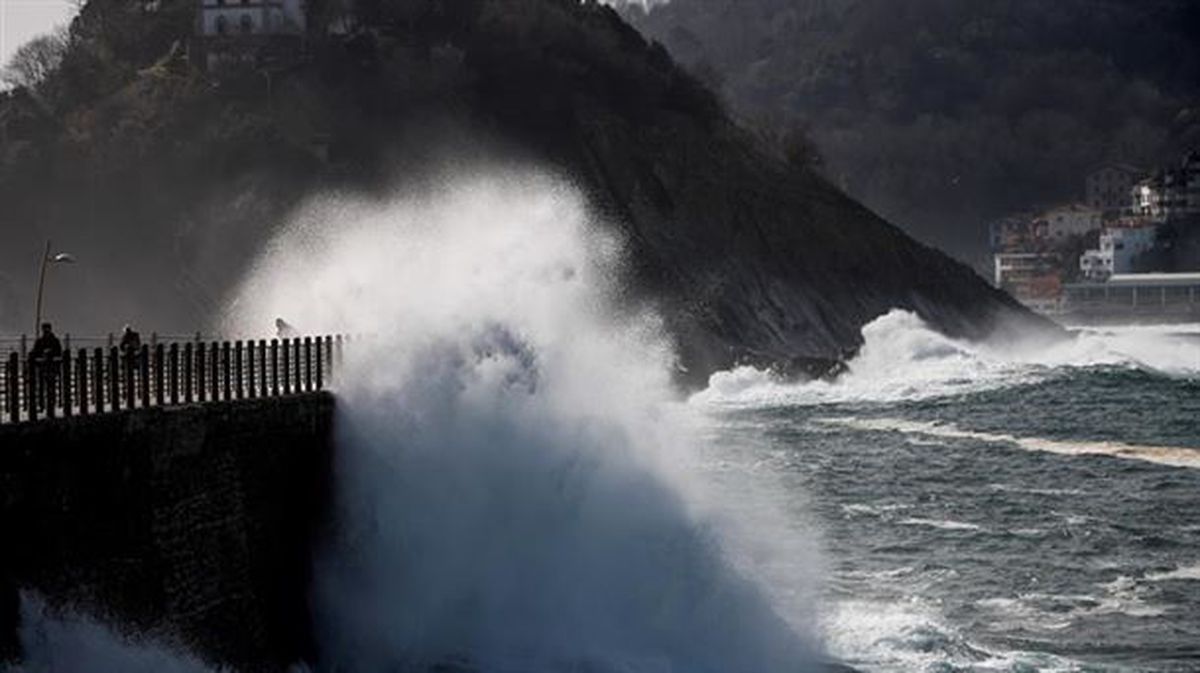 Aviso amarillo por olas para este fin de semana