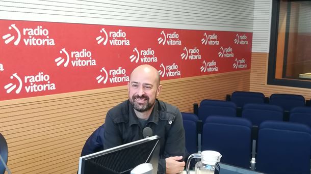 Ritxar Bacete, autor de 'El poder de los chicos', en Radio Vitoria    