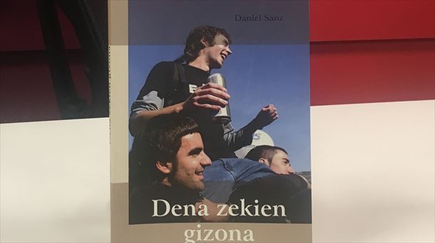 Daniel Sanz, autor de la novela 'Dena zekien gizona'