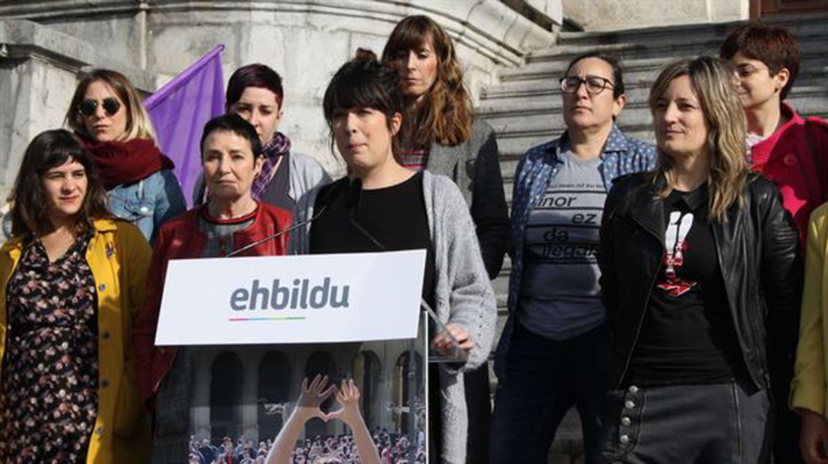 Comparecencia de las mujeres de EH Bildu, en Bilbao.