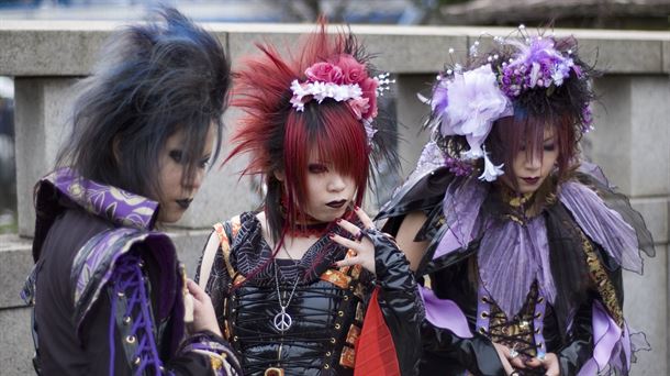 Tribu urbana. Visual kei 1. Wikipedia