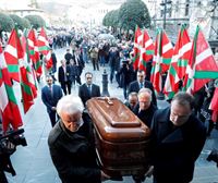El último adiós a Xabier Arzalluz reúne a familia, amigos y compañeros de partido