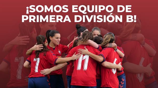 Las jugadoras de Osasuna celebran el ascenso