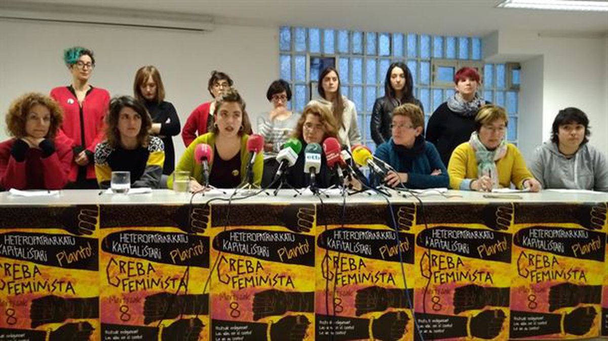 Rueda de prensa del Movimiento Feminista de Euskal Herria para valorar la huelga feminista