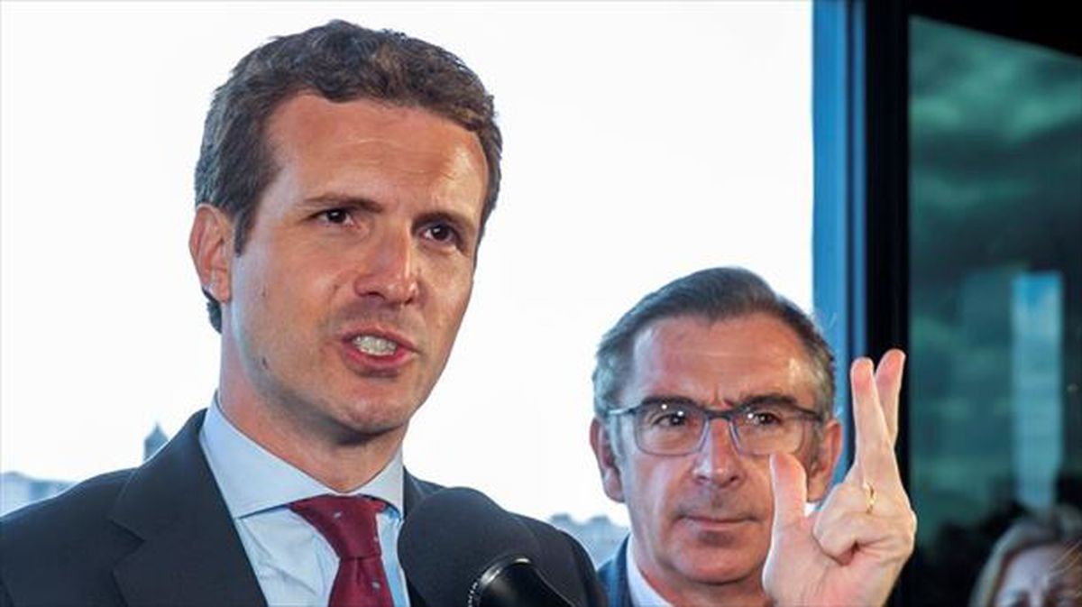 El presidente del PP, Pablo Casado, interviene en un acto con afiliados