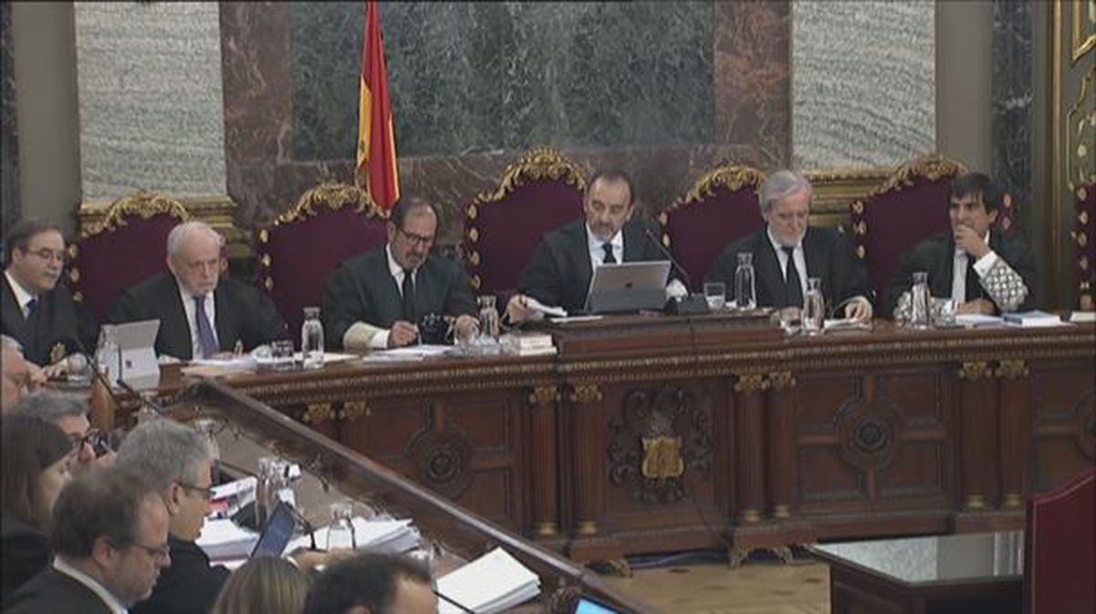 Los jueces que forman el tribunal del juicio del 'procés', encabezados por Manuel Marchena