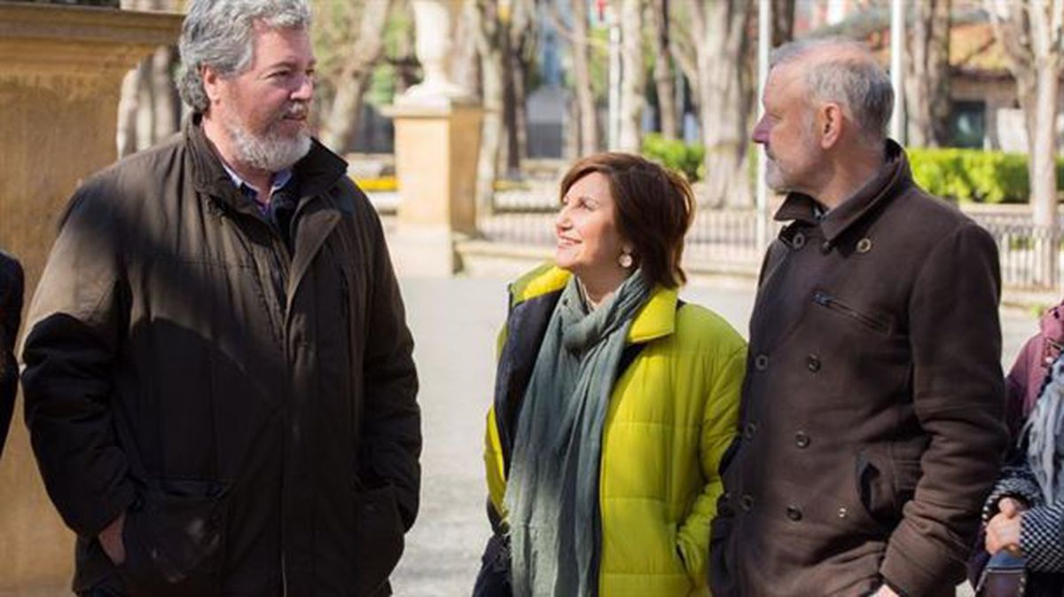 Juantxo Lopez Uralde, Pilar Garrido eta Roberto Uriarte.