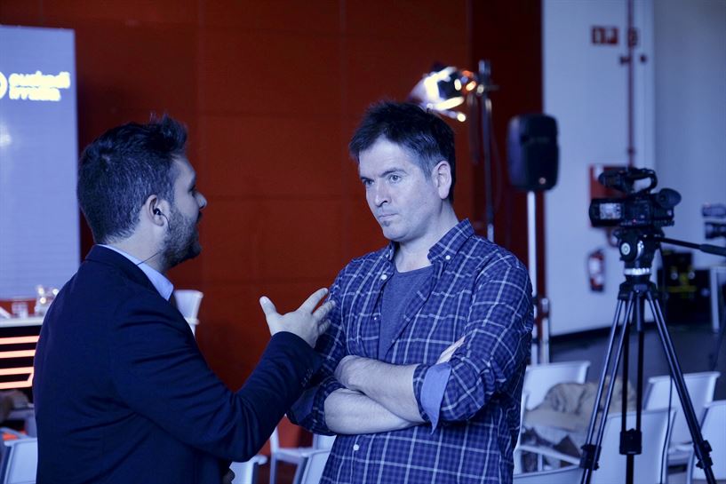 Mikel Urdangarin ETBko lankide batekin